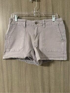 Relaxed Pocket Bermuda Shorts in Light grey